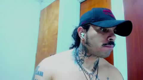 Snapshot of vanvelckan_ chatting on 06/26/26, 10:30 vanvelckan_ online show from 06/26/26, 10:30