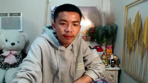 Snapshot of vanxxx2005 chatting on 02/18/25, 07:09 vanxxx2005 online show from 02/18/25, 07:09