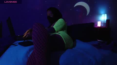 Snapshot of vapourbabe chatting on 02/08/25, 06:43 vapourbabe online show from 02/08/25, 06:43