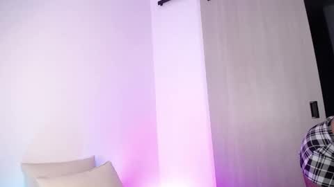 varenka_ivanova22 online show from 01/09/26, 05:54