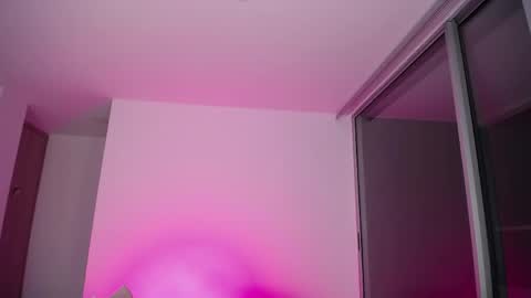 varenka_ivanova22 online show from 04/30/26, 06:20