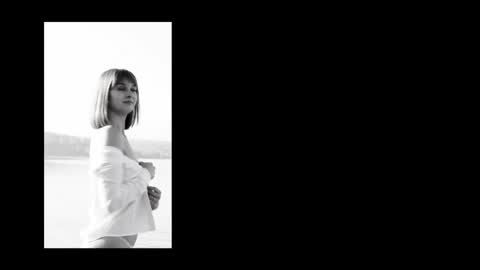 Snapshot of variety_moments chatting on 12/28/24, 07:01 Heeeeey Im Hanna the art of tease  online show from 12/28/24, 07:01