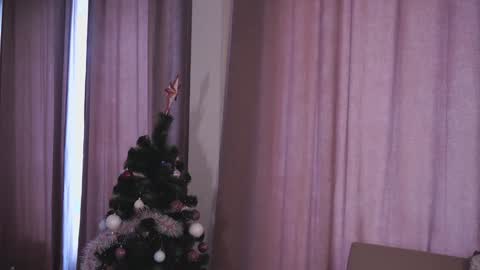 Snapshot of variety_moments chatting on 01/18/25, 07:07 Heeeeey Im Hanna the art of tease  online show from 01/18/25, 07:07