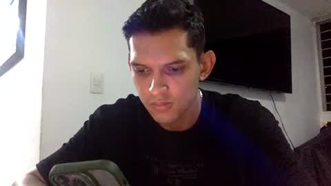 Snapshot of varonelite chatting on 07/08/26, 06:07 Andres online show from 07/08/26, 06:07