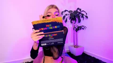 Snapshot of varya_ferreira chatting on 06/12/26, 05:50 Varya Ferreira - independent model online show from 06/12/26, 05:50