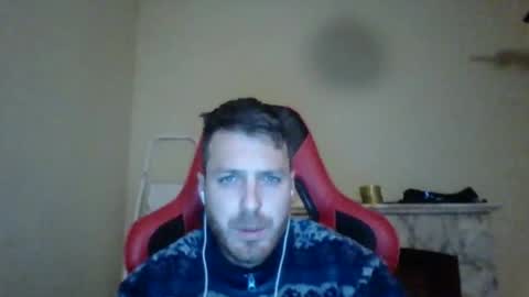 vascorro20 online show from 01/01/25, 07:43