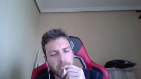 vascorro20 online show from 03/05/25, 05:18