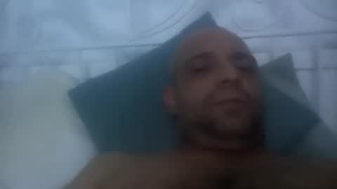 Snapshot of vasil1221alex chatting on 12/14/25, 04:18 vasil1221alex online show from 12/14/25, 04:18