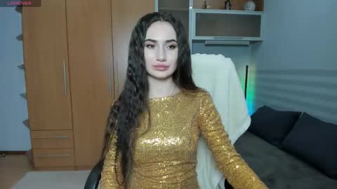 Snapshot of vasilisacute chatting on 04/18/26, 07:18 Mira online show from 04/18/26, 07:18