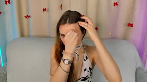 Snapshot of vasilisalove chatting on 07/06/26, 01:35 VasilisaLove online show from 07/06/26, 01:35