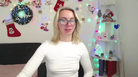 Snapshot of vasilisasii chatting on 12/27/24, 12:34 Vasilisa online show from 12/27/24, 12:34