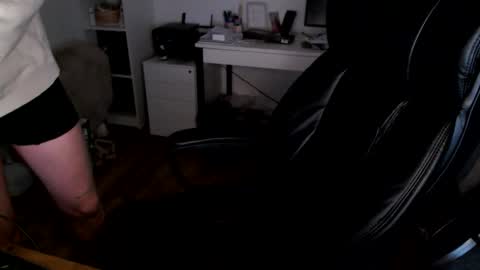 Snapshot of vaslo08 chatting on 04/04/26, 05:43 Vaslo online show from 04/04/26, 05:43