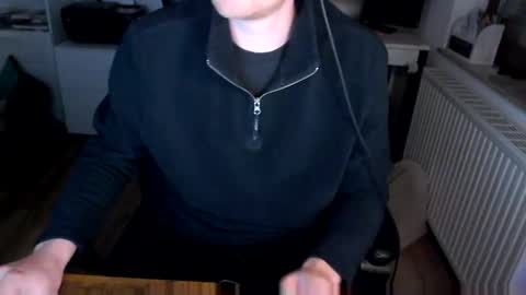 Snapshot of vaslo08 chatting on 04/14/26, 04:57 Vaslo online show from 04/14/26, 04:57