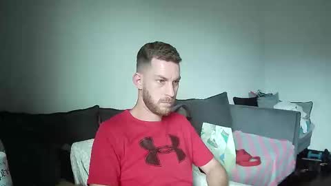 Snapshot of vasmak chatting on 10/14/25, 09:43 vasmak  online show from 10/14/25, 09:43