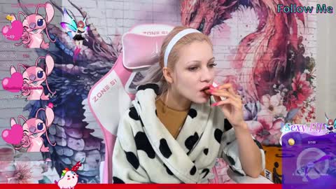 Snapshot of vasya_sylvia chatting on 12/08/24, 09:02 Vasya Sylvia online show from 12/08/24, 09:02