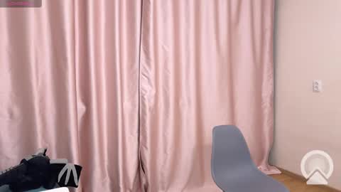 Snapshot of vasya_sylvia chatting on 02/28/25, 07:37 Vasya Sylvia online show from 02/28/25, 07:37