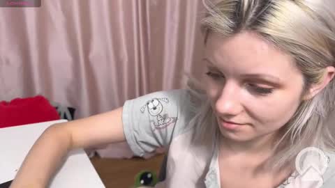 Snapshot of vasya_sylvia chatting on 03/01/25, 06:54 Vasya Sylvia online show from 03/01/25, 06:54