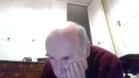 vaughan1010 online show from 10/31/25, 09:27