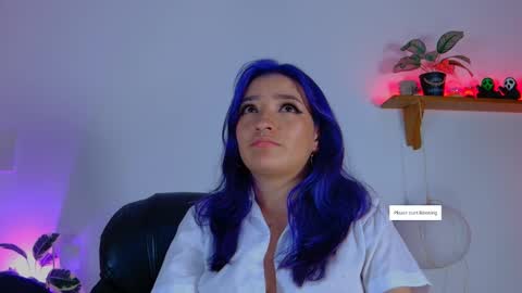 Vayolett online show from 10/21/25, 02:34