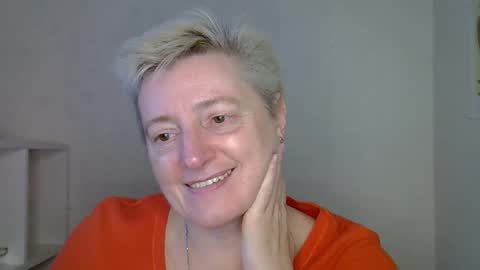 vea_motty online show from 11/18/25, 09:36