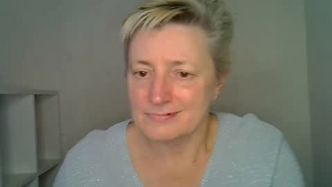 vea_motty online show from 12/15/25, 10:30