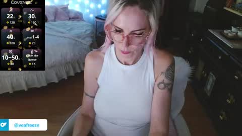 Snapshot of veafreeze chatting on 09/14/25, 06:01 veafreeze online show from 09/14/25, 06:01