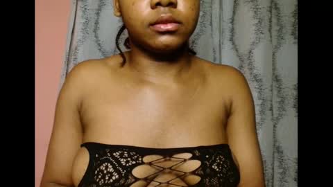 Snapshot of vee62 chatting on 06/04/26, 01:00 vee62 online show from 06/04/26, 01:00