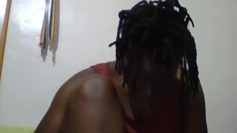 Snapshot of vee_tommy chatting on 06/24/26, 03:05 Vee tommy online show from 06/24/26, 03:05