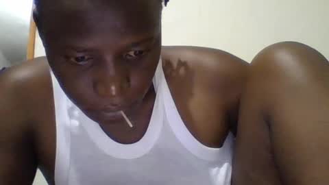 Snapshot of vee_tommy chatting on 06/25/26, 03:17 Vee tommy online show from 06/25/26, 03:17