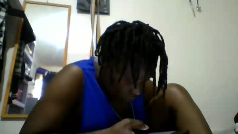 Snapshot of vee_tommy chatting on 07/02/26, 07:36 Vee tommy online show from 07/02/26, 07:36