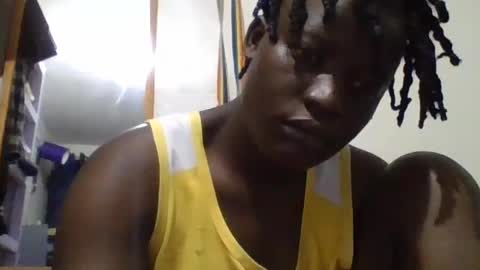 Snapshot of vee_tommy chatting on 07/06/26, 12:18 Vee tommy online show from 07/06/26, 12:18