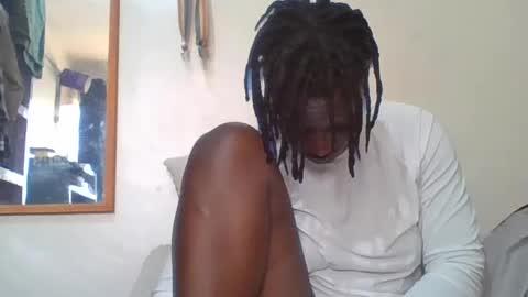 Snapshot of vee_tommy chatting on 07/24/26, 10:13 Vee tommy online show from 07/24/26, 10:13