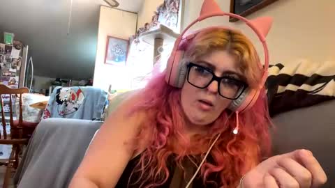 Veronica Lehane online show from 12/15/24, 06:04