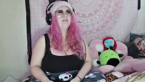 Veronica Lehane online show from 12/19/24, 06:56