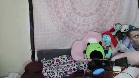 Veronica Lehane online show from 12/26/24, 10:26