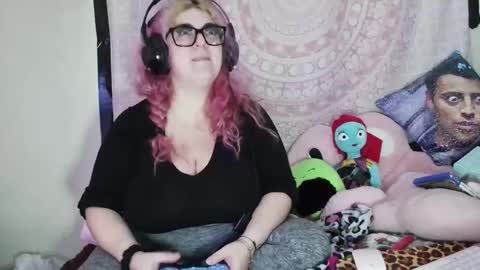 Veronica Lehane online show from 12/29/24, 06:14