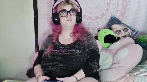 Veronica Lehane online show from 01/07/25, 04:39