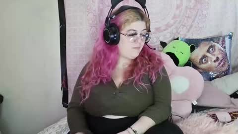 Veronica Lehane online show from 01/11/25, 08:11