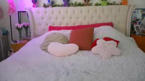 Snapshot of vegas_danielle chatting on 05/03/26, 03:56 Vegas Dani online show from 05/03/26, 03:56