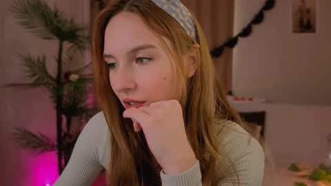 Maria online show from 10/18/25, 01:34