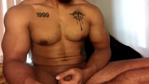 Snapshot of vegasluv702 chatting on 11/16/25, 04:56 Vegas Love online show from 11/16/25, 04:56