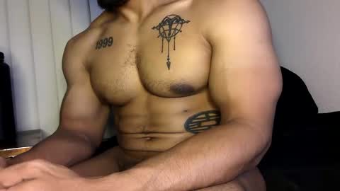 Snapshot of vegasluv702 chatting on 11/17/25, 11:27 Vegas Love online show from 11/17/25, 11:27