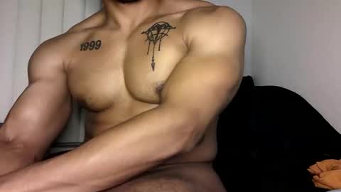 Snapshot of vegasluv702 chatting on 11/29/25, 09:01 Vegas Love online show from 11/29/25, 09:01