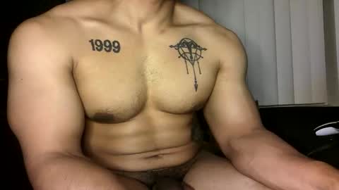 Snapshot of vegasluv702 chatting on 04/19/26, 04:56 Vegas Love online show from 04/19/26, 04:56