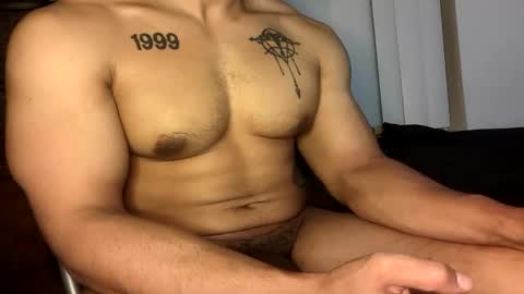 Snapshot of vegasluv702 chatting on 04/23/26, 07:52 Vegas Love online show from 04/23/26, 07:52