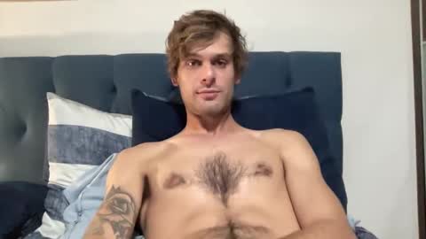 Snapshot of vegassangel chatting on 10/03/25, 05:04 Joeyyy online show from 10/03/25, 05:04