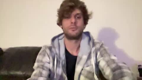 Snapshot of vegassangel chatting on 10/28/25, 03:32 Joeyyy online show from 10/28/25, 03:32