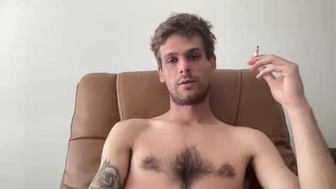 Snapshot of vegassangel chatting on 04/08/26, 08:42 Joeyyy online show from 04/08/26, 08:42