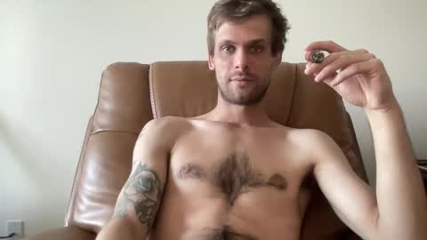 Snapshot of vegassangel chatting on 04/23/26, 12:45 Joeyyy online show from 04/23/26, 12:45