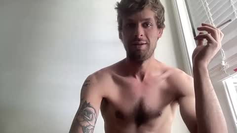Snapshot of vegassangel chatting on 05/24/26, 06:35 Joeyyy online show from 05/24/26, 06:35
